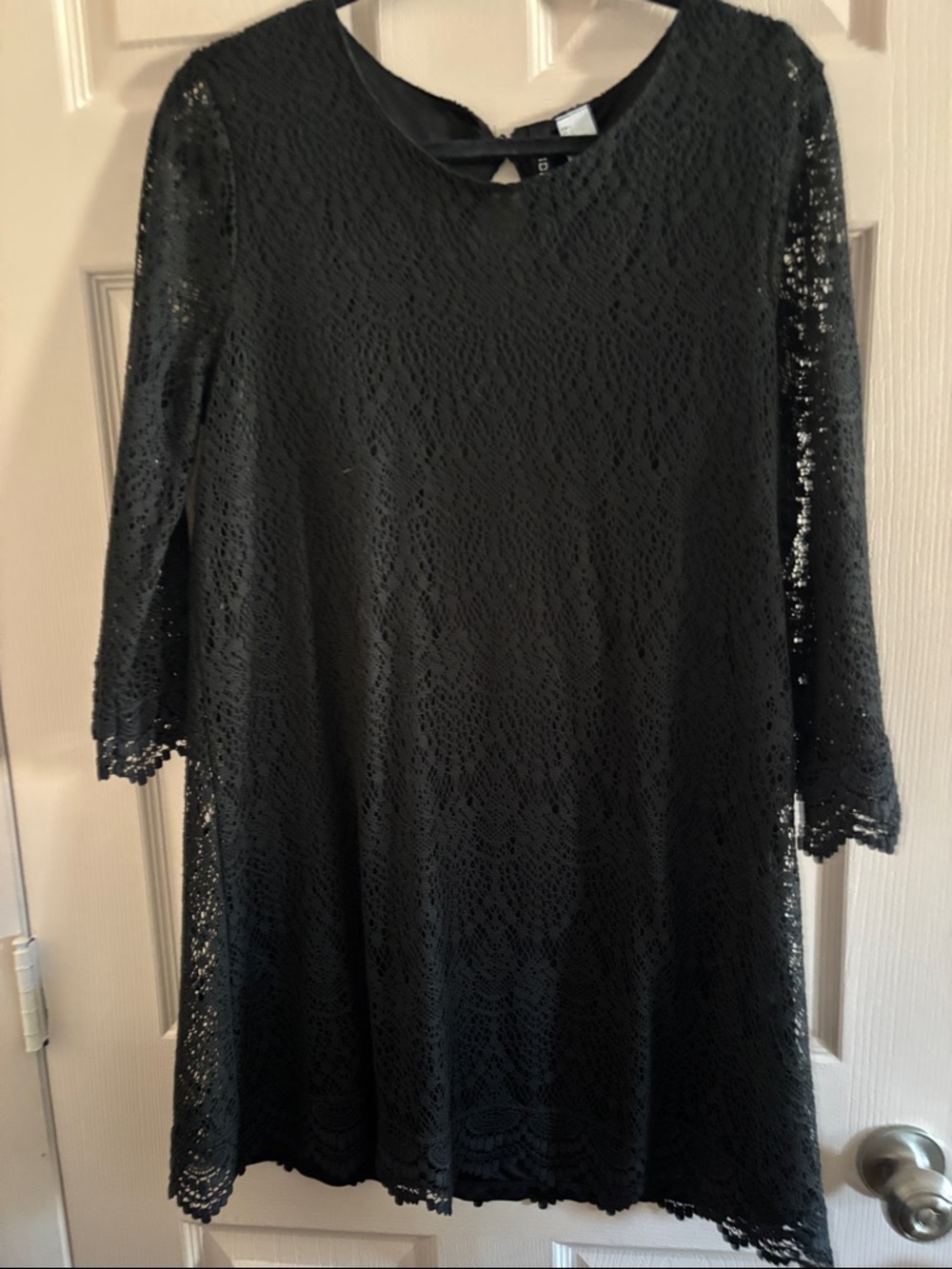 Divided Black Lace Long Sleeve Shift Dress